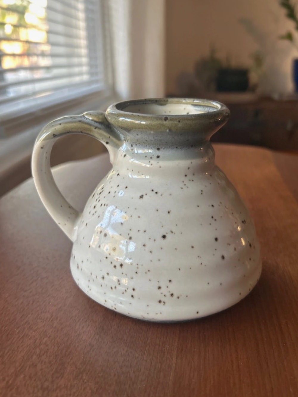 Clay in Mind Pottery Stoneware Jug Wide
Bottom Coffee Mug